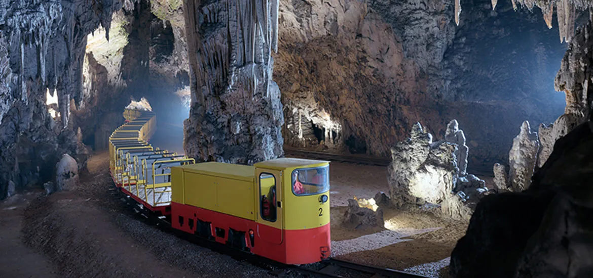 GROTTE DI POSTUMIA