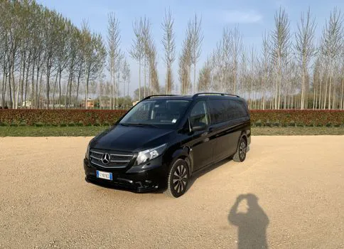 Mercedes V